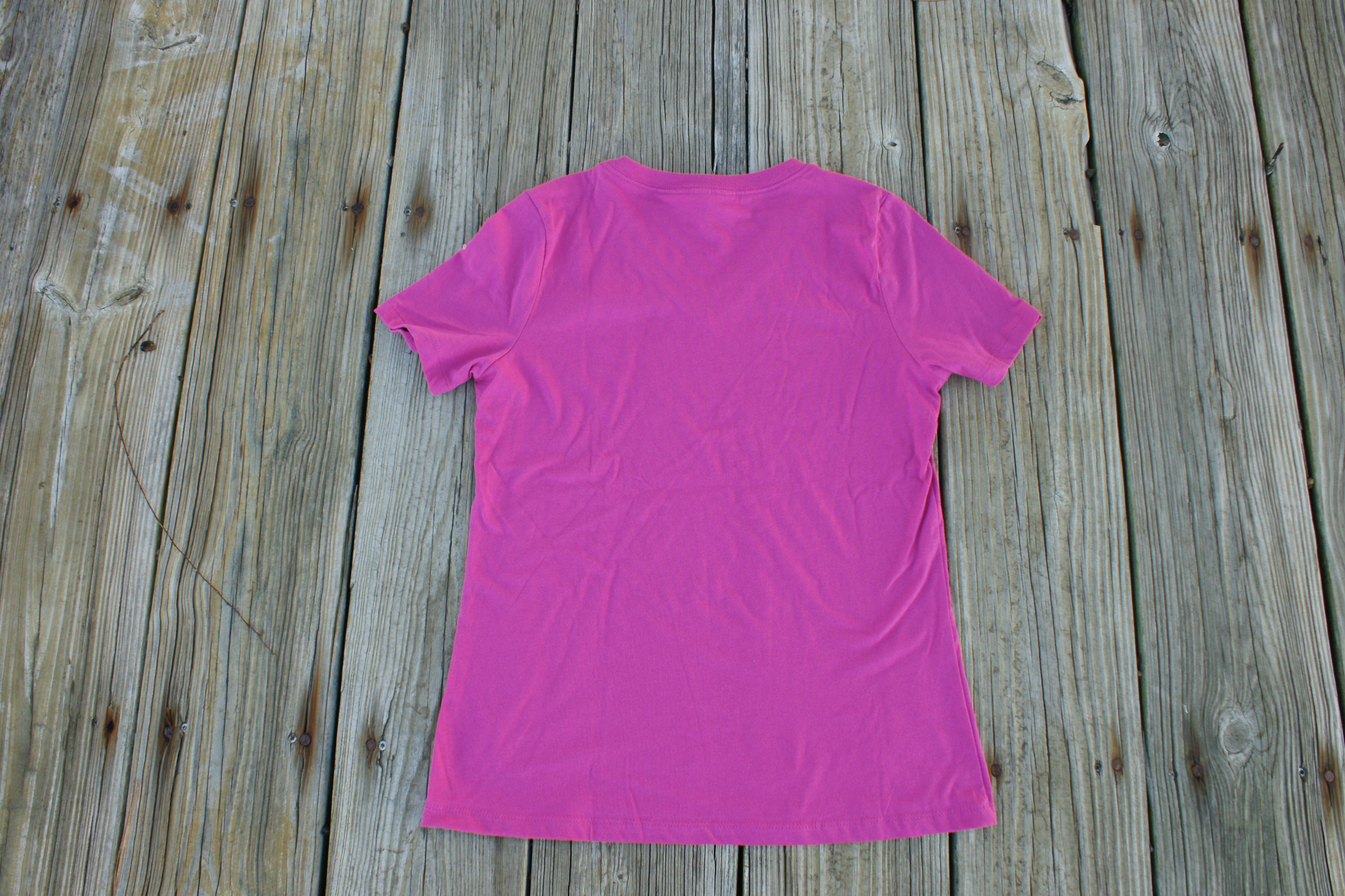 Berry V-Neck Short Sleeve